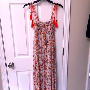 Tie strap smocked maxi